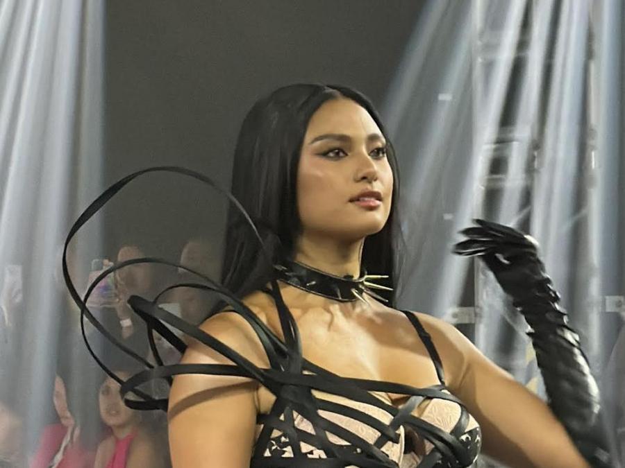 Klea Pineda Proudly Walks At Fashion Brand S All Queer Fashion Show