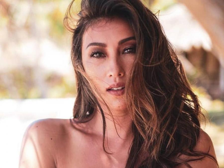 LOOK Solenn Heussaff Is Nearly Naked In Her Shell Bikini GMA