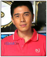 stars>Masayang ikinuwento ni Paulo kay entertainment reporter Lhar Santiago ang mga ipinapadalang video sa kanya ni LJ sa 4D ultrasound scan ng kanilang baby sa sinapupunan.

Sa <i>Chika Minute</i> ng GMA news <i>24 Oras</i> nitong Biyernes, sinabi ng aktor na malaki ang baby nila kaya naman malaki rin ang tiyan LJ.

Bagaman may bagong proyekto sa Kapuso Network, sinabi ni Paulo na lilipad pa rin siya sa US kapag manganganak na ang nobya.

&ldquo;Kailangang ayusin ang schedule yung mga plano…gusto ko ring pumunta roon (sa US) para sa baby namin saka para sa kanya (LJ),