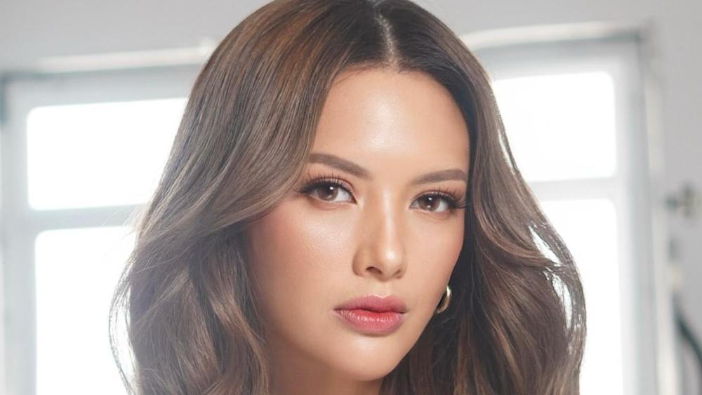 Ellen Adarna