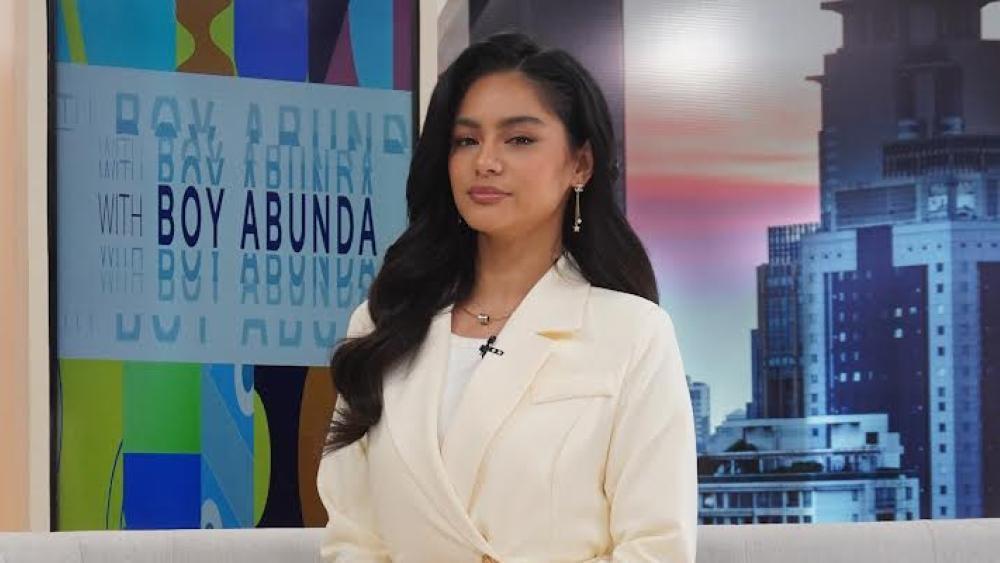 トーク番組『Fast Talk with Boy Abunda』に出演するフェイス・ダ・シルバ