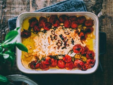 The original Baked Feta Pasta recipe that started the viral food trend |  GMA Entertainment