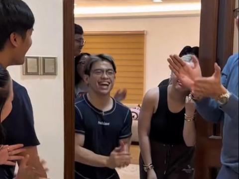 Carlos Yulo calls Chloe San Jose's family his 'chosen family'