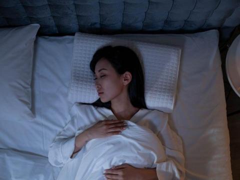 How to improve bedtime habits and avoid sleep debt