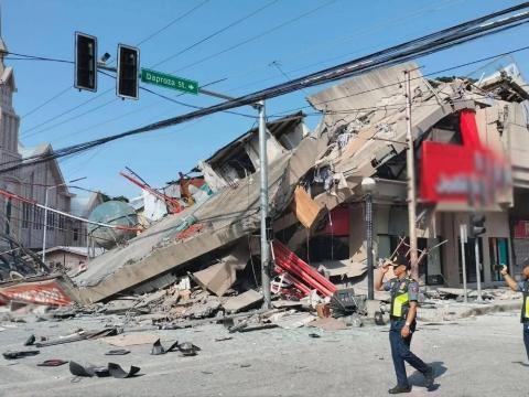 PHIVOLCS issues aftershock advisory as 7.8 earthquake leaves