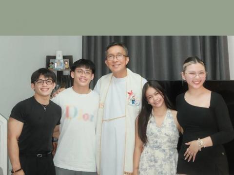 Carlos Yulo attends blessing of siblings Jorielgel, Karl Eldrew, and Elaiza new home