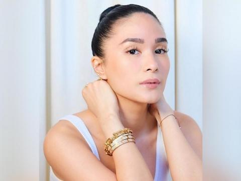 Heart Evangelista always features these four bracelets which appeared to  be her favorite  Heart evangelista Cartier love bracelet diamond  Cartier love bracelet