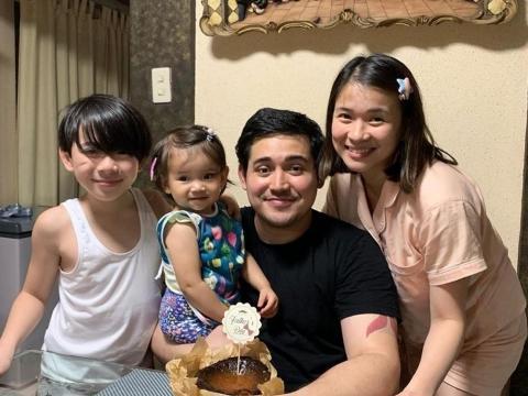 Lj Reyes S Son Aki Gifts Baby Summer With A Handmade Laptop Gma Entertainment [ 360 x 480 Pixel ]