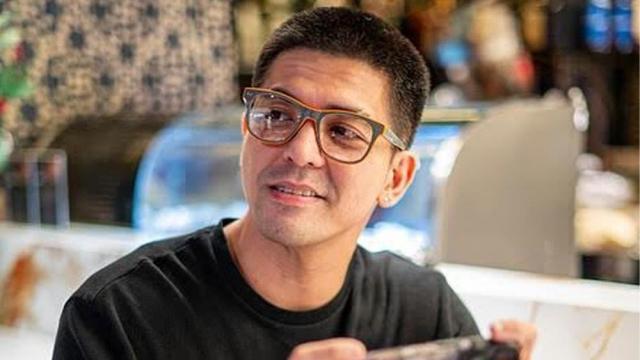 Mark Herras shares the current status of his relationship with Nicole Donesa