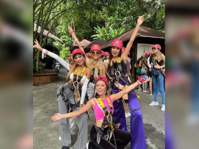 Samantha Panlilio with Miss Grand International contestants