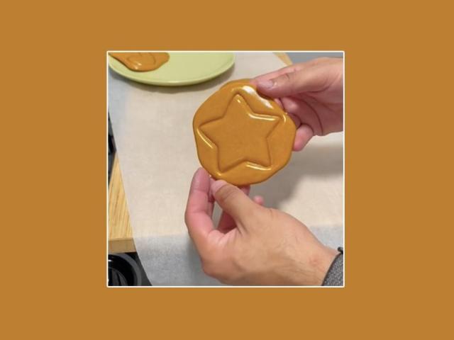 squid game dalgona cookie