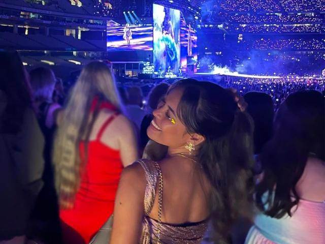 Rain Matienzo in Taylor Swift concert