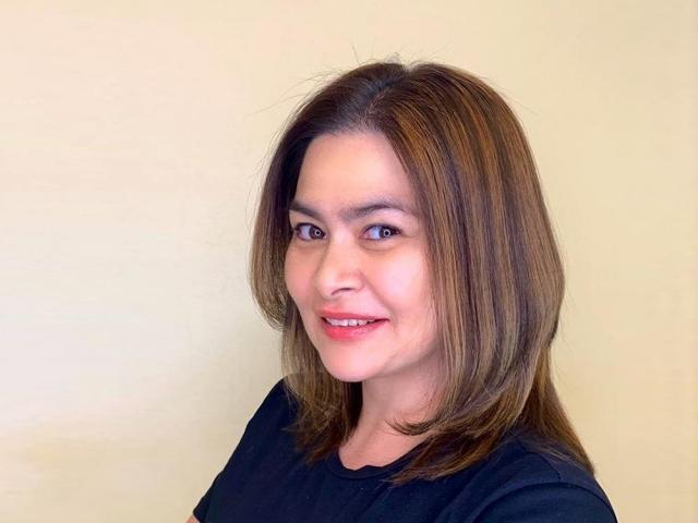 Aiko Melendez on the set of Prima Donnas