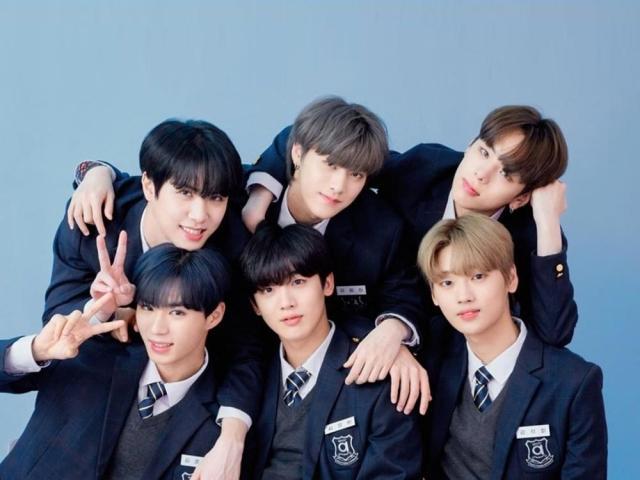 Kpop group WEi