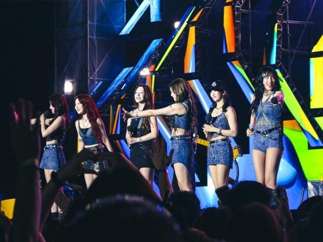 STAYC, Waterbomb Manila