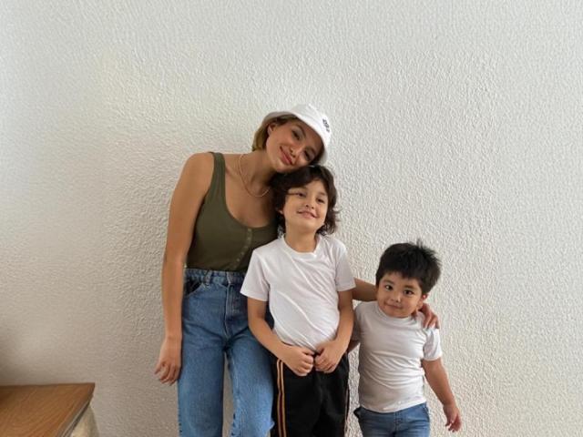 Sarah Lahbati and her kids