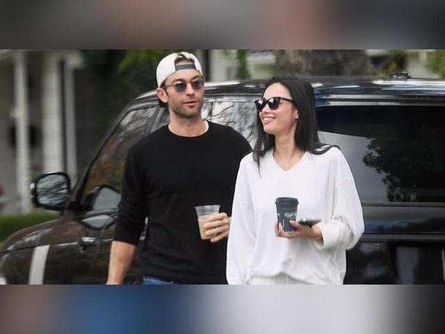 Kelsey Merritt, Chace Crawford