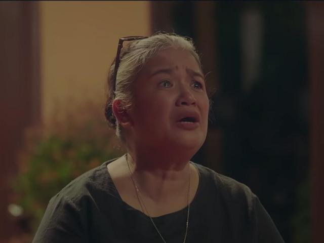 Angie Castrence as Tita Susan in Gameboys: The Movie