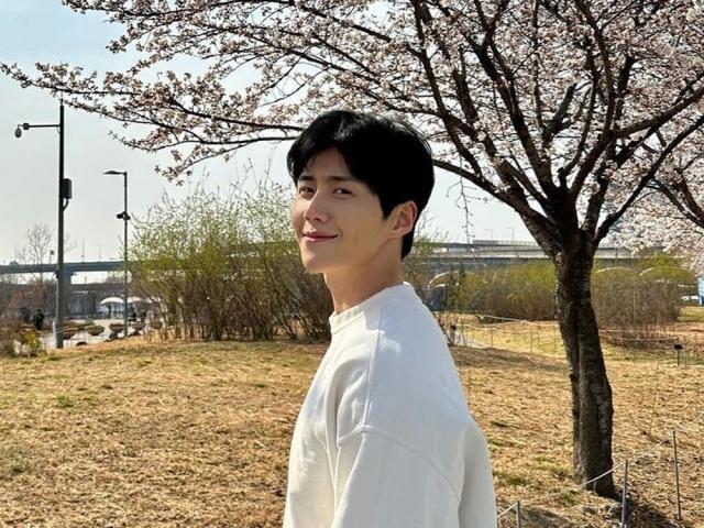 Kim Seon ho