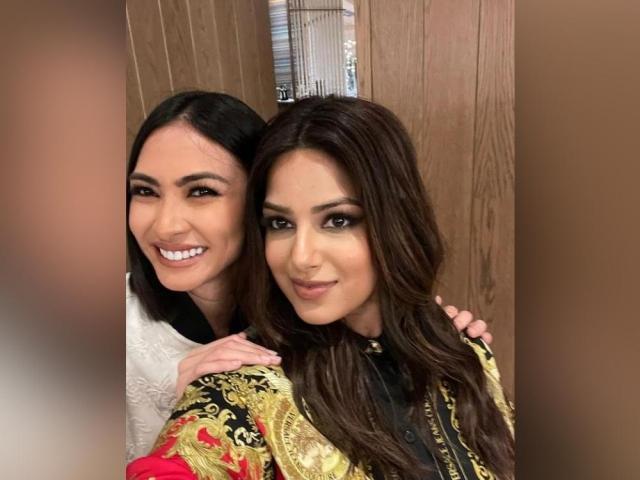 Harnaaz Sandhu and Beatrice Luigi Gomez