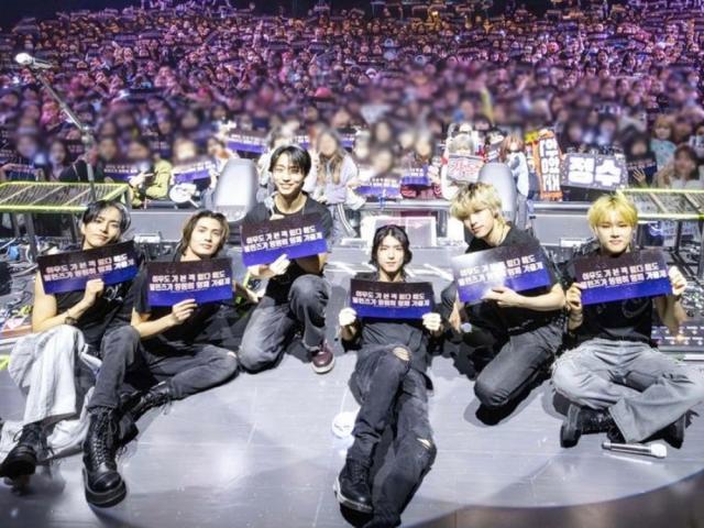 Xdinary Heroes in manila