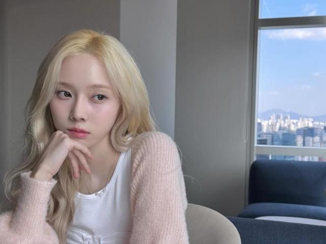 aespa Winter surgery for pneumothorax