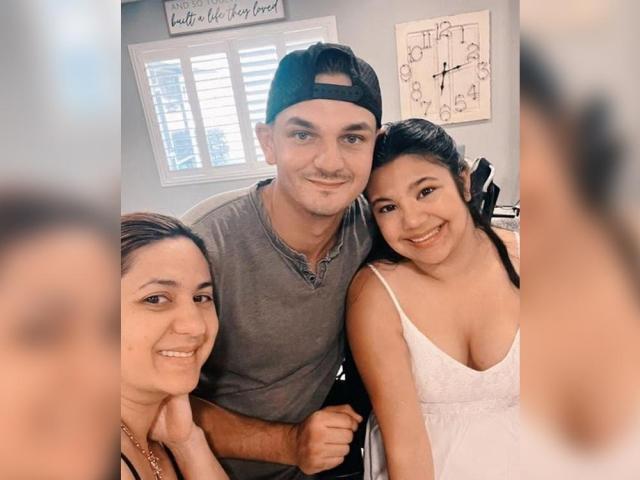 bunny paras and moira