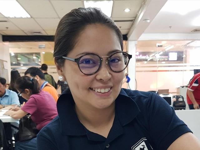 angelu de leon post throwback photo of tgis