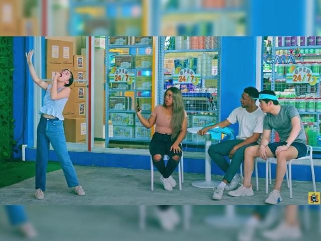 Sofia Pablo in Open 24 7