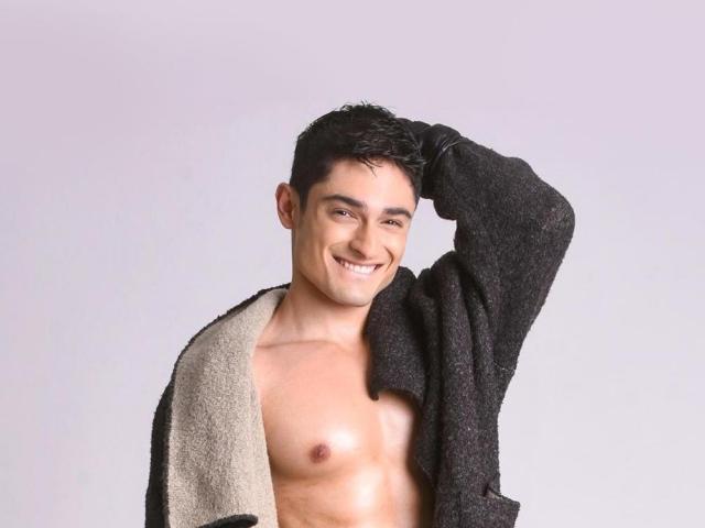 Addy Raj pillow challenge