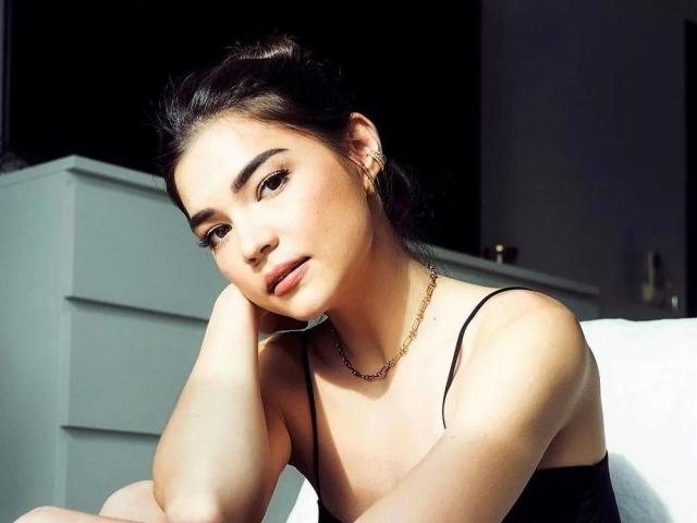 Rhian Ramos and Michelle Dee