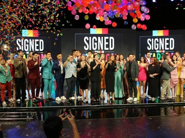 signed for stardom sparkle