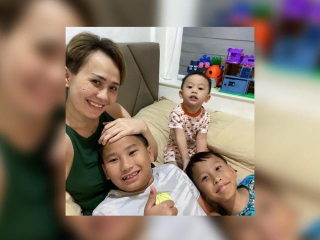 Chariz Solomon and her kids
