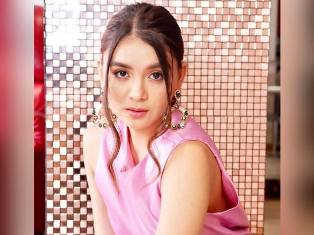 Ashley Ortega in Hangout