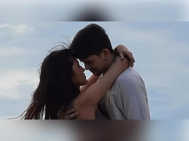 Julie Anne San Jose, Rayver Cruz