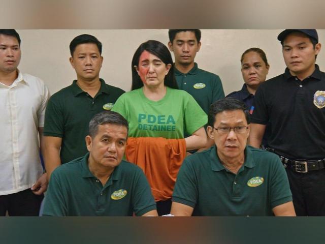 Jean Garcia in Nakarehas Na Puso