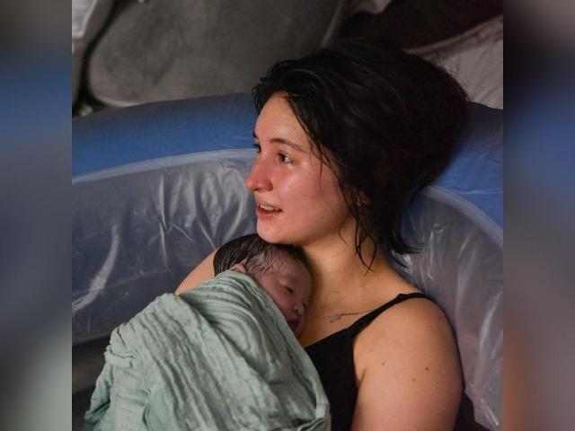 Coleen Garcia and son Amari