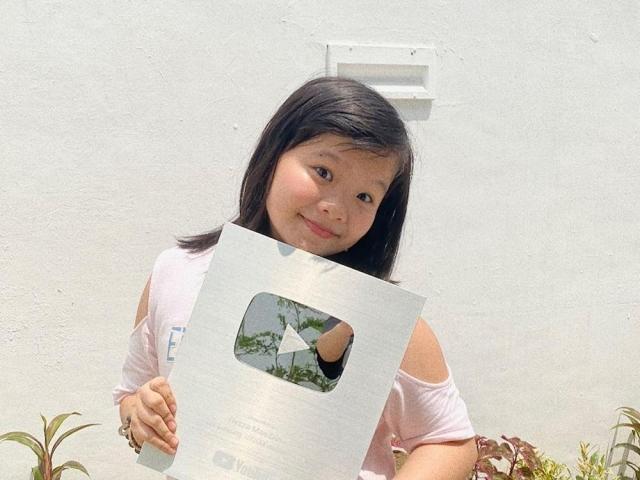 ryzza mae dizon silver play button award