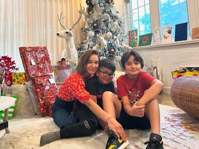 Sarah Lahbati and family