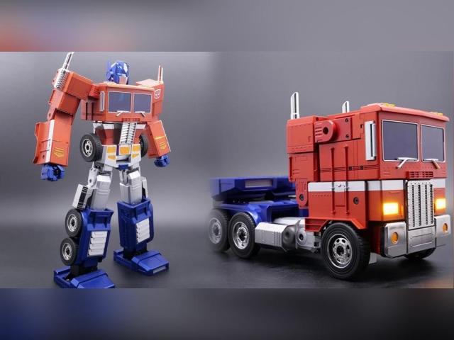 Optimus Prime transforming robot