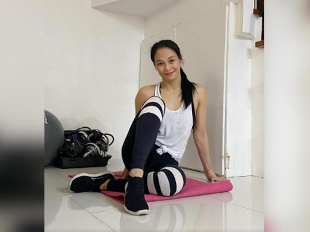 Lovely Abella working out