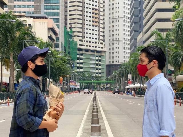 gameboys on heart of asia