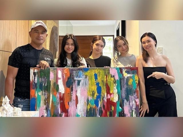 Sunshine Cruz and Cesar Montano with daughters