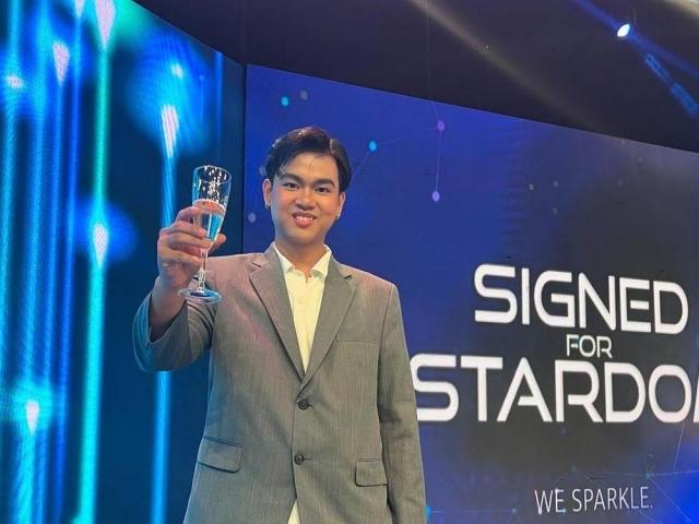 David Licauco, Mark Oliveros