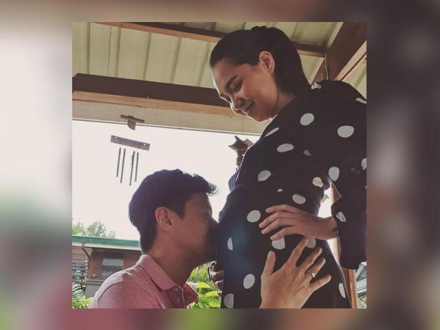 Pregnant Aicelle Santos with Mark Zambrano