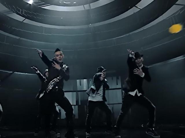 Taeyang Wedding Dress