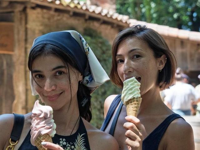 Anne Curtis and Solenn Heussaff