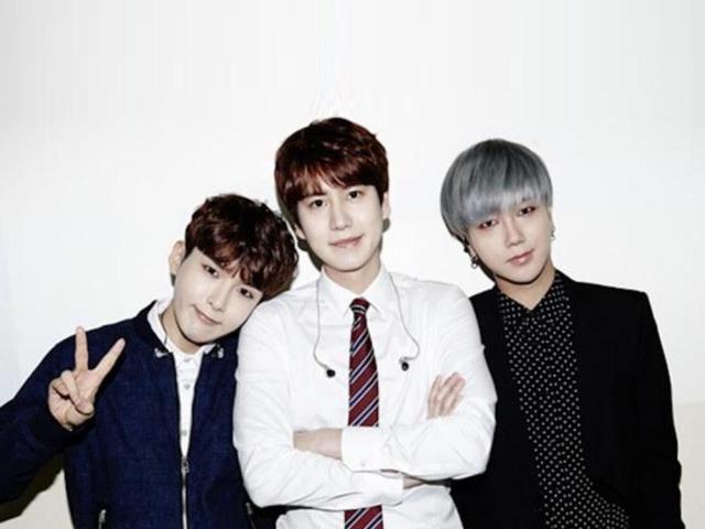 Super Junior members Kyuhyun Yesung and Ryeowook