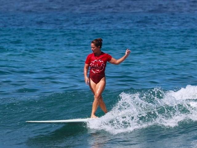 Andi Eigenmann surfing