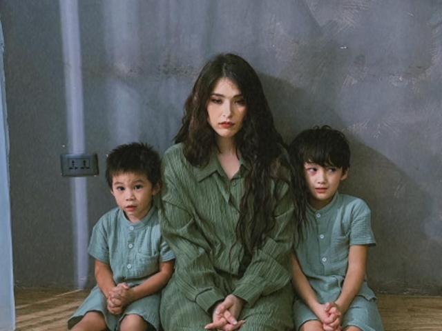 Kylie Padilla and sons